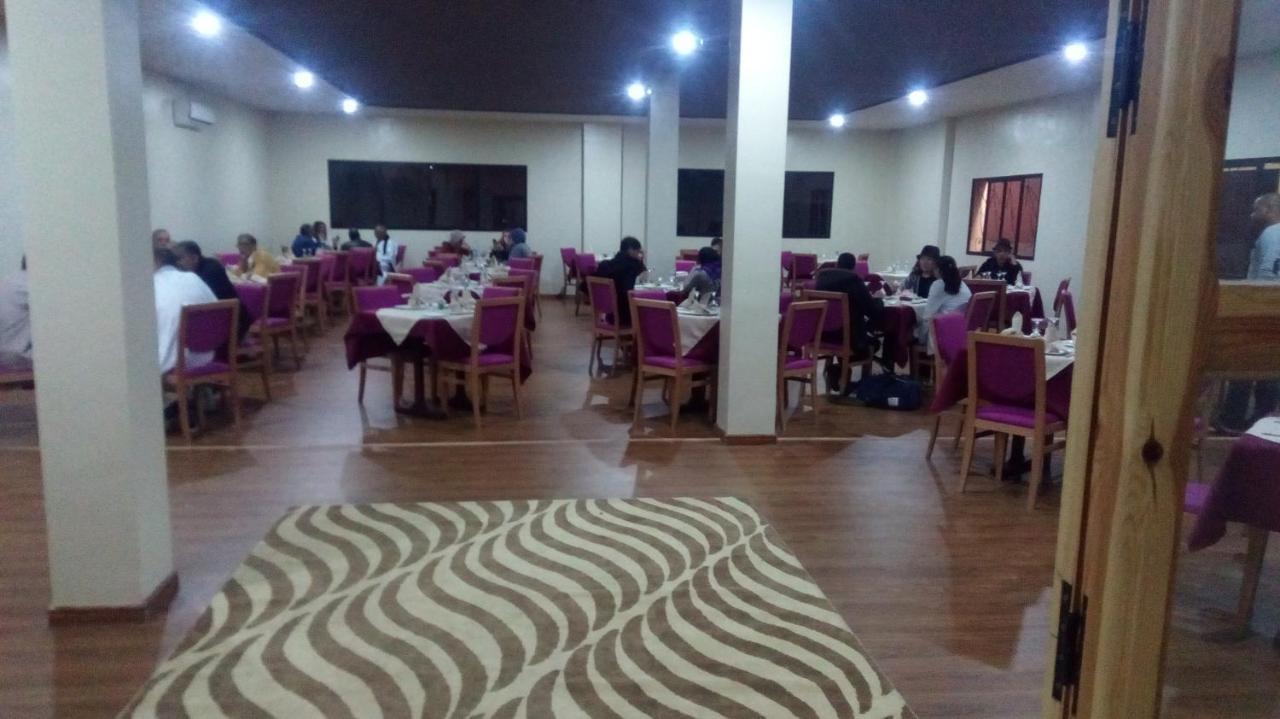 Green Cactus Hotel Benguerir Екстериор снимка